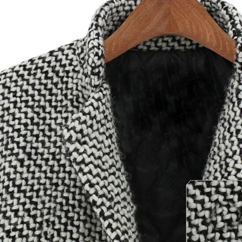 Amara – Long Wool Coat