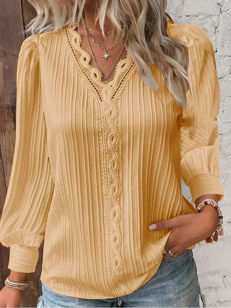 Renata – Classic Pleated Top
