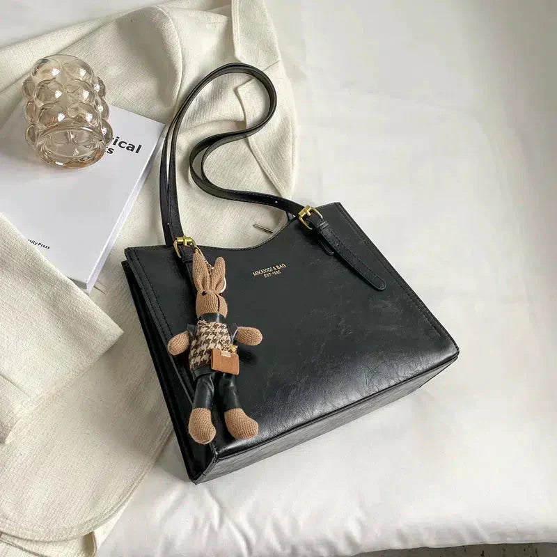 Jill – Elegant Shoulder Tote