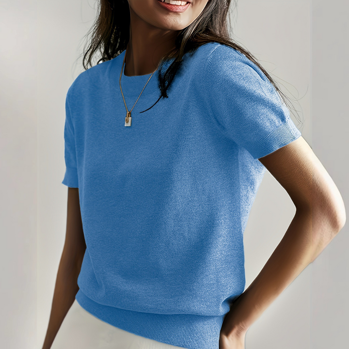 Angela – Casual Short Sleeve Crew Neck Top