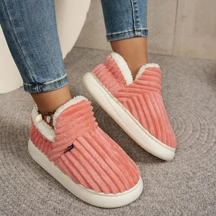 Stephanie – Plush Comfort Slippers