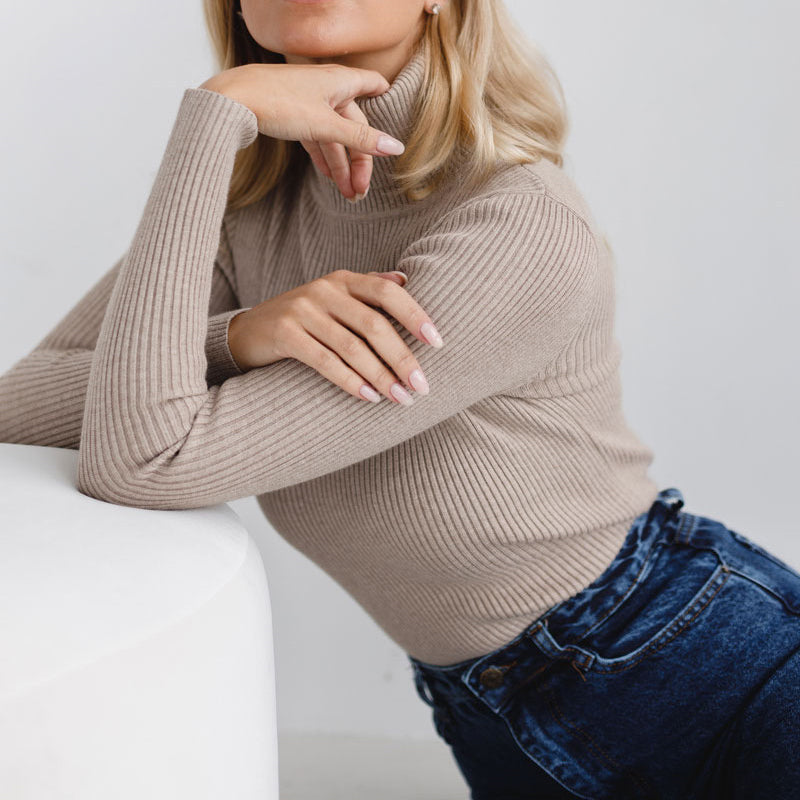 Josie – Casual Round Neck Long Sleeve Sweater