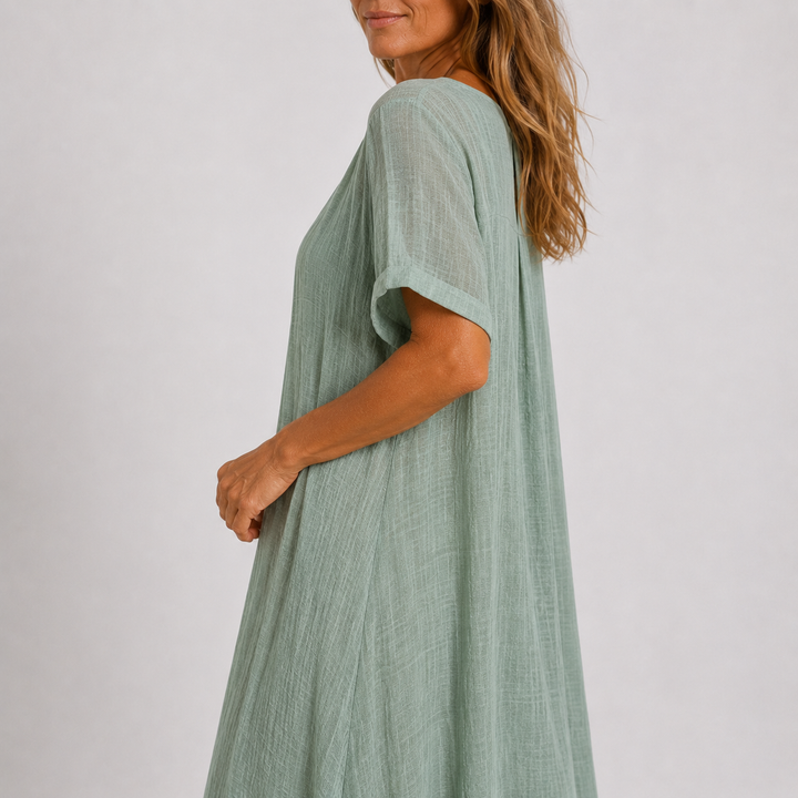 Alison – Flowy V-Neck Maxi Dress