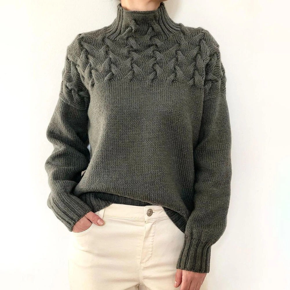 Winona – Warm Knitted Turtleneck