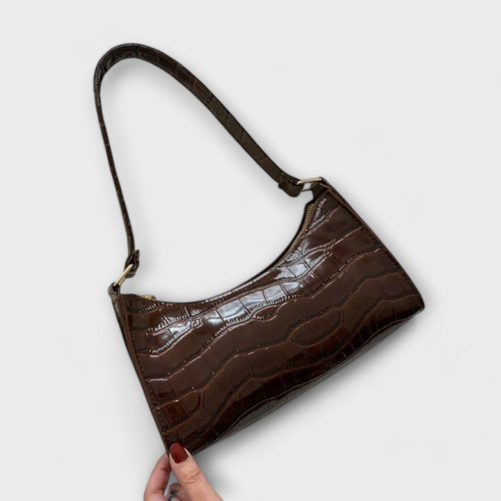 Gemma – Shiny Leather Bag