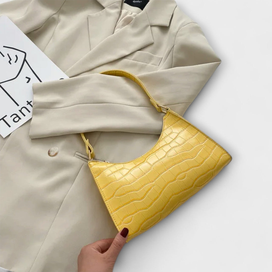 Gemma – Shiny Leather Bag