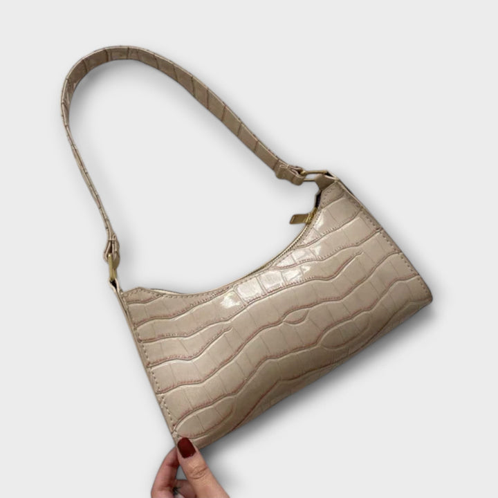 Gemma – Shiny Leather Bag