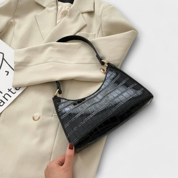 Gemma – Shiny Leather Bag