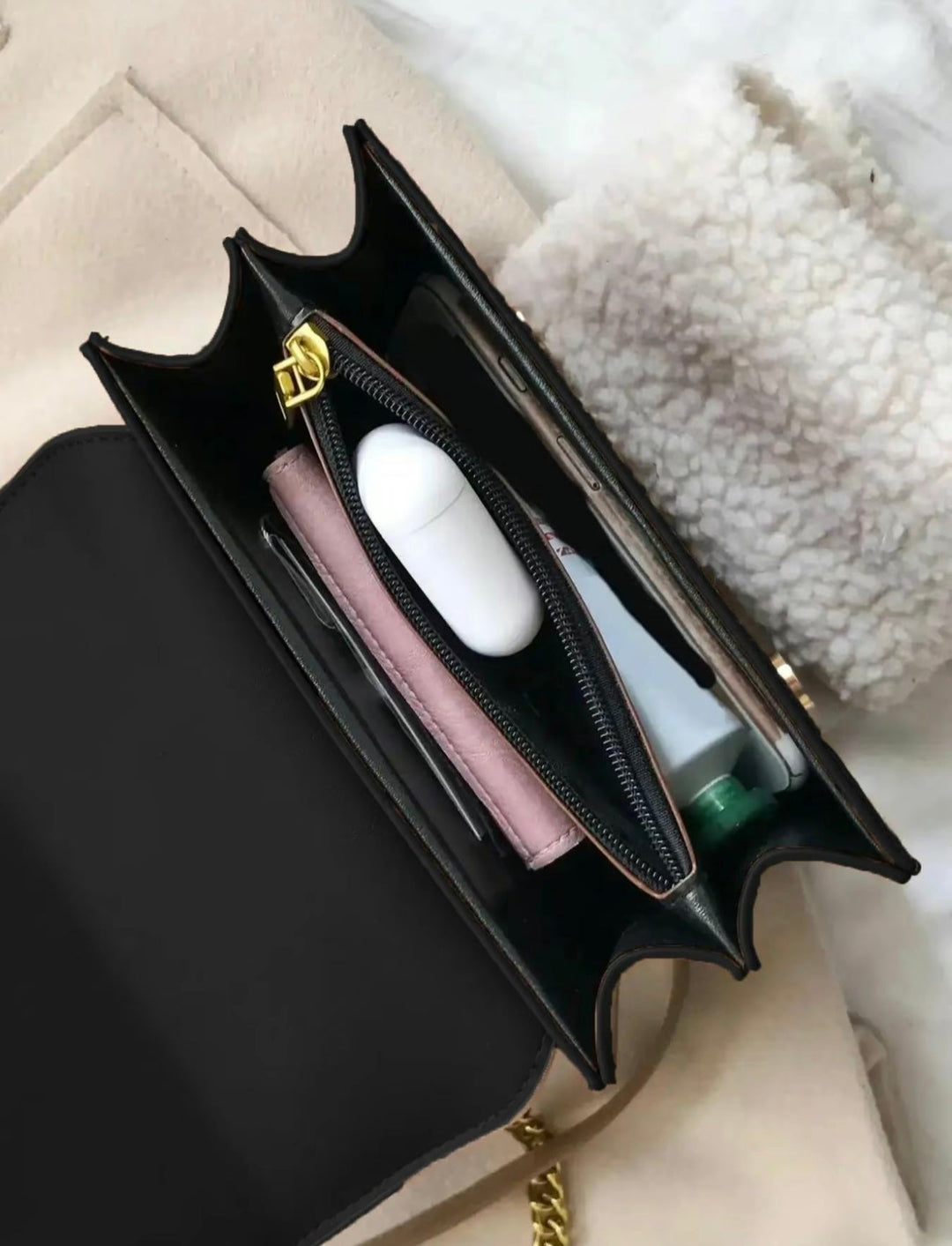 Angela – Timeless Luxury Chain Bag