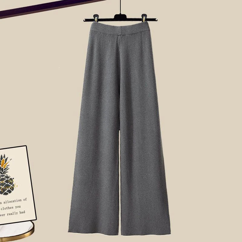 Isobel – Elegant Three-Piece Knit Set