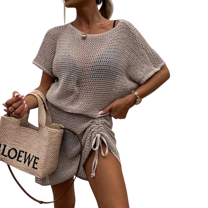 Wren – Cutout Round Neck Knit Top