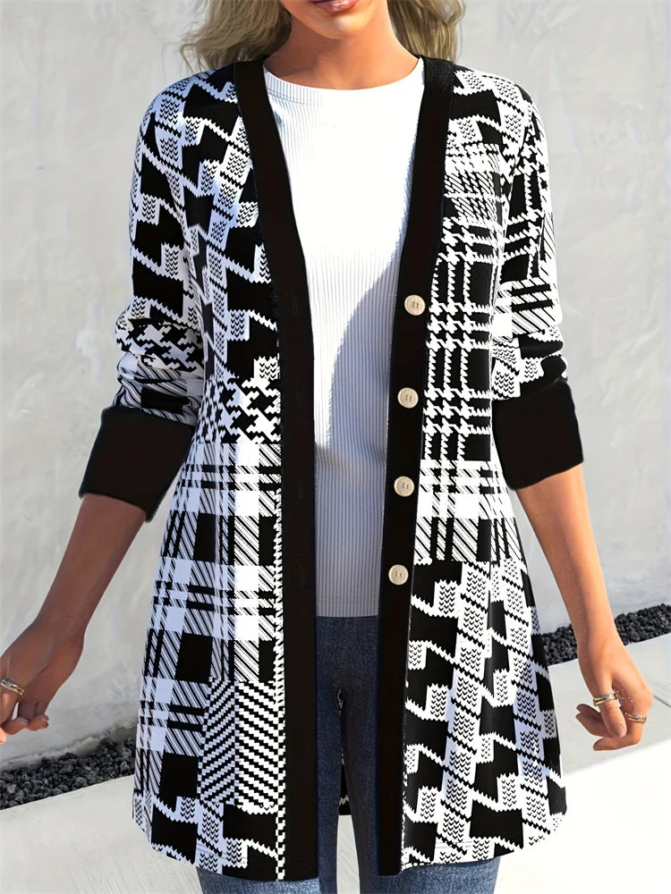 Leona – Sleek Geo-Print Cardigan