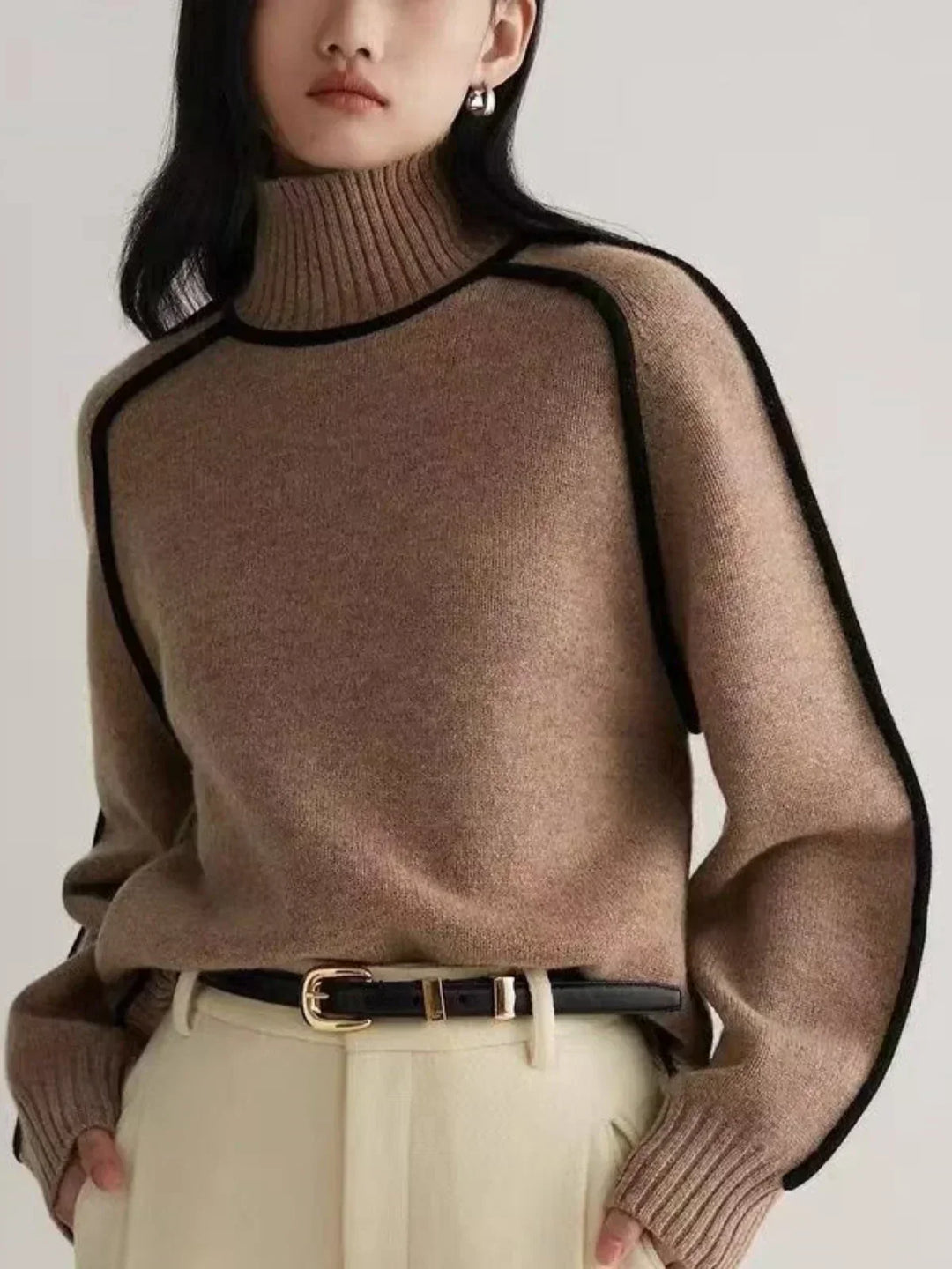 Annette – Elegant Turtleneck Sweater