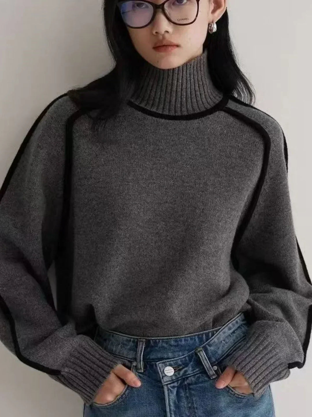 Annette – Elegant Turtleneck Sweater