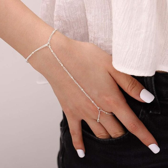 Victorine – Simple Elegance Ring
