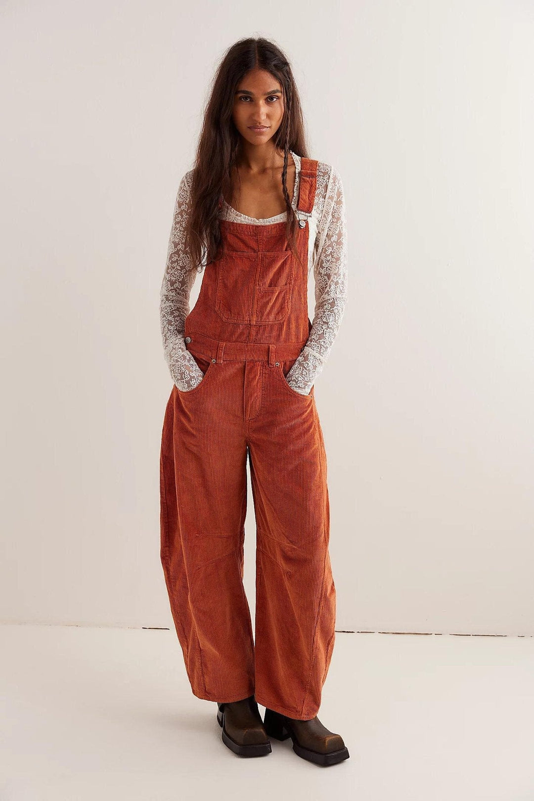 Sonia – Casual Round Neck Crop Top and Drawstring High Waist Pants Set