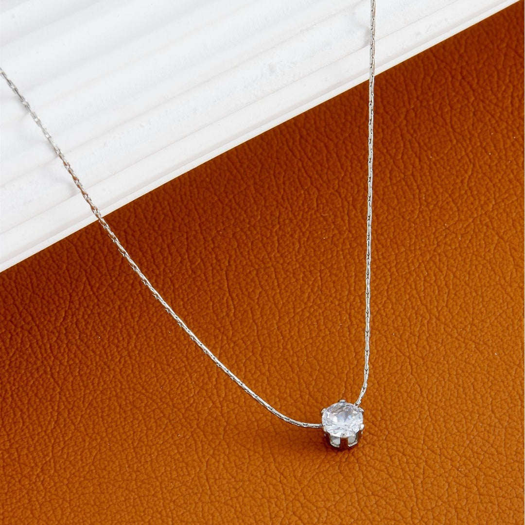 Jean – Timeless Minimalist Necklace