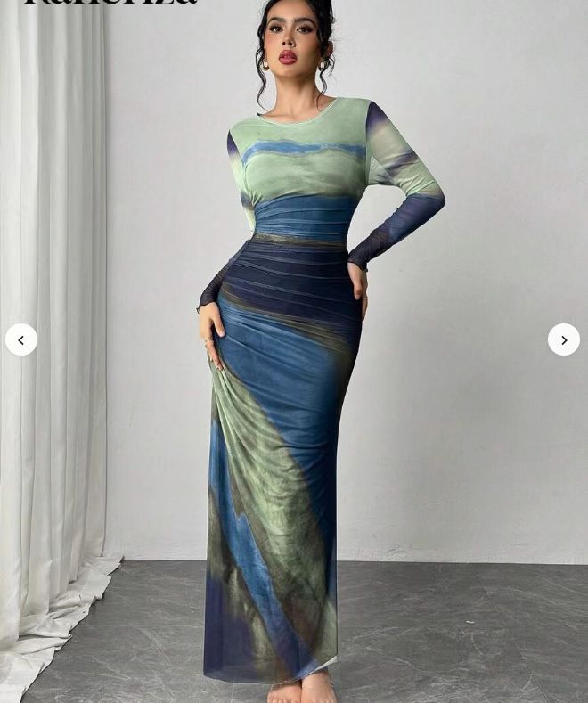 Julia – Comfy Printed Long Sleeve Round Neck Bodycon Maxi Dress