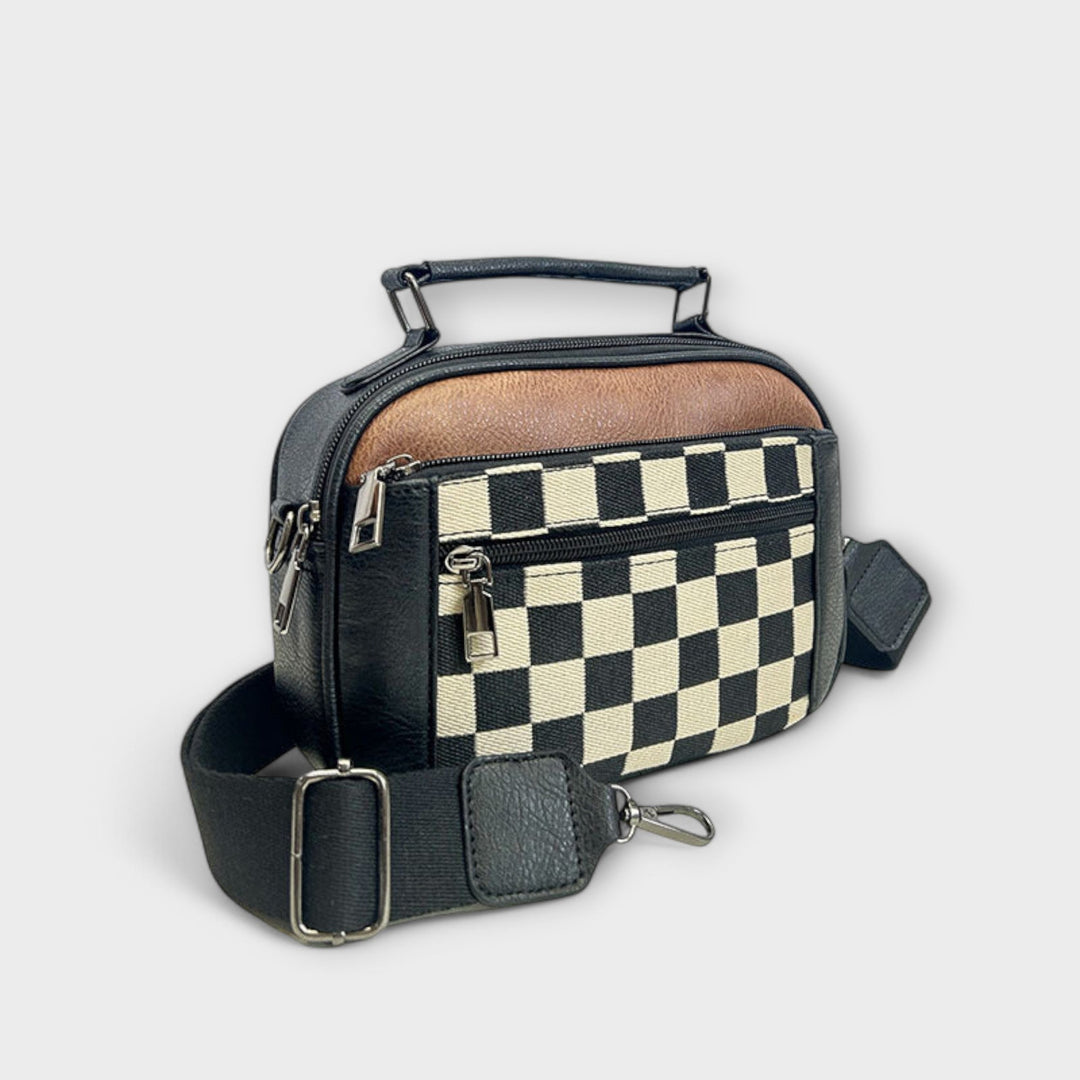 Pamela – ChessMate Statement Accessory