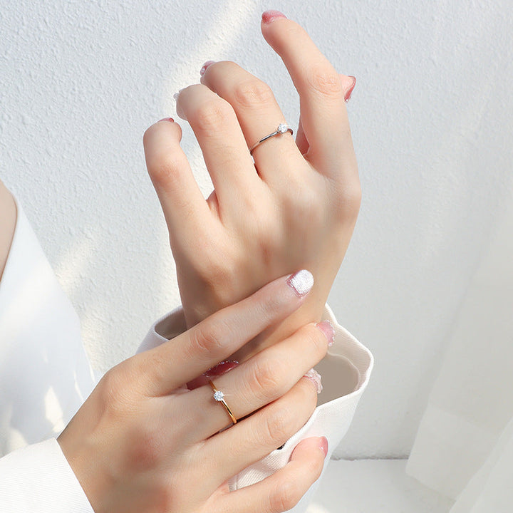 Noelle – Modern Roman Numeral Ring