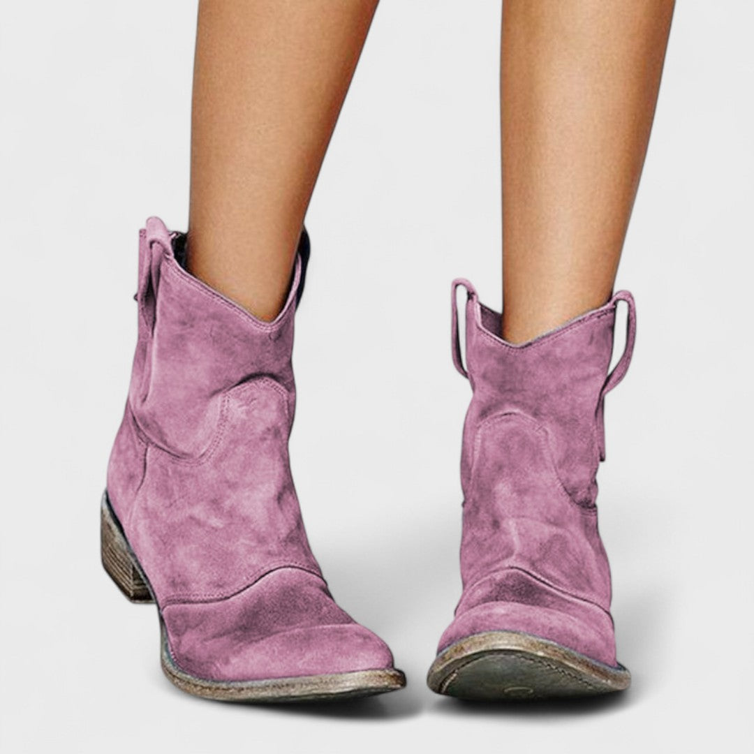 Valerie – Timeless Ankle Boots