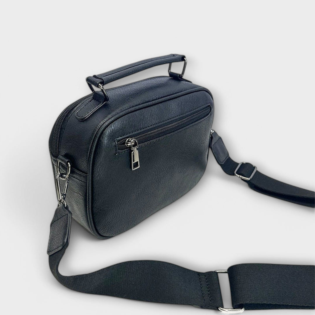 Pamela – ChessMate Statement Accessory