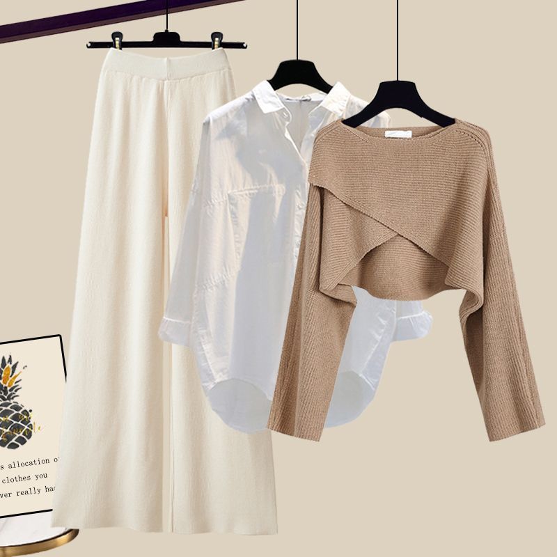 Isobel – Elegant Three-Piece Knit Set