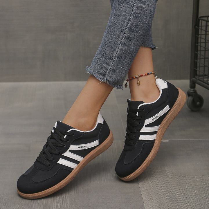 Lesley – Retro Stripe Lace-Up Sneakers
