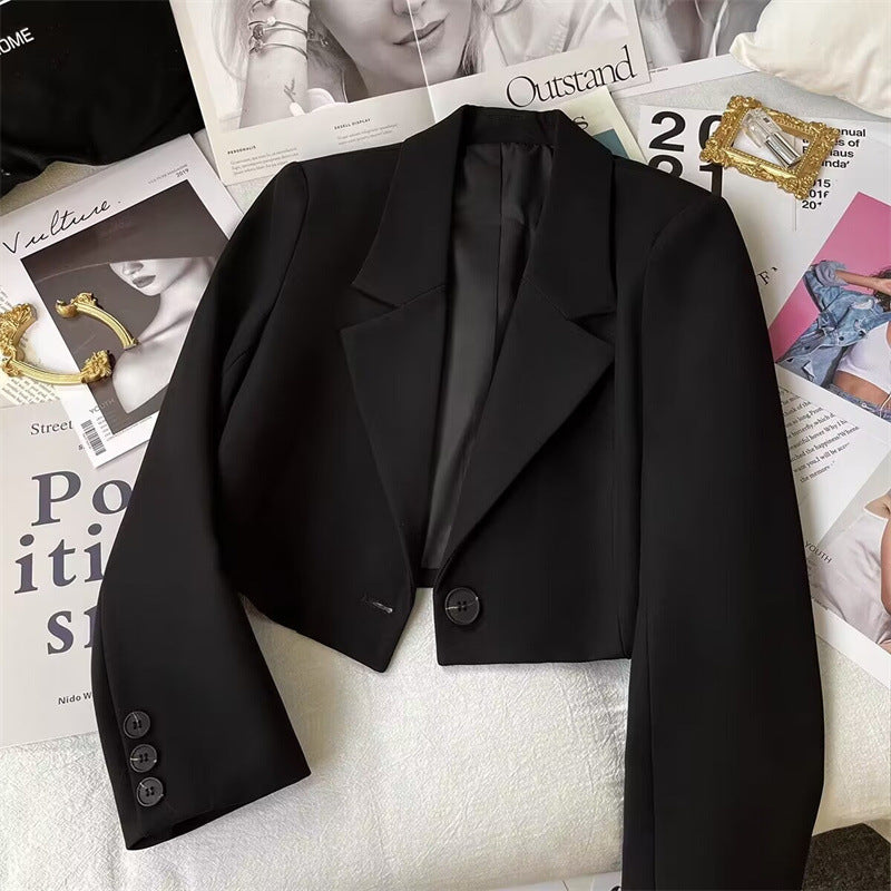 Coralie – Sophisticated Cropped Blazer