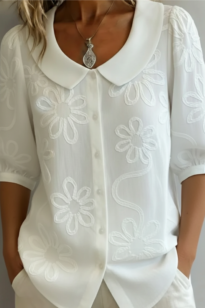 Sandra – Elegant Floral Blouse