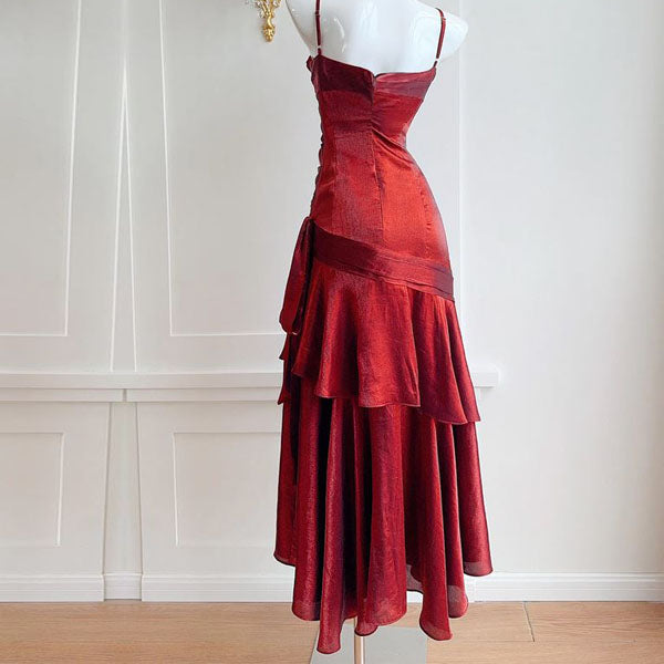Betty – Glamorous Ruffled Maxi Dress