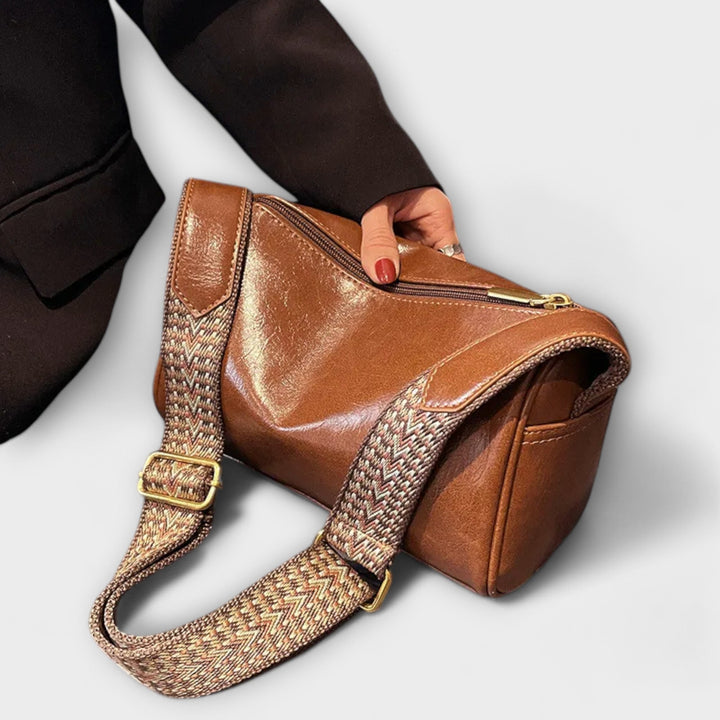 Pamela – Vintage Crossbody Bag
