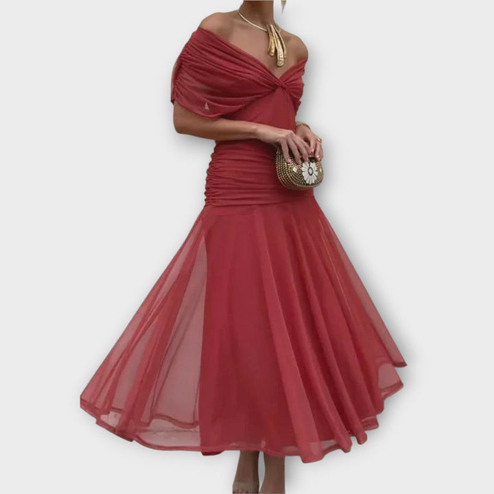 Vivienne – Elegant Dress