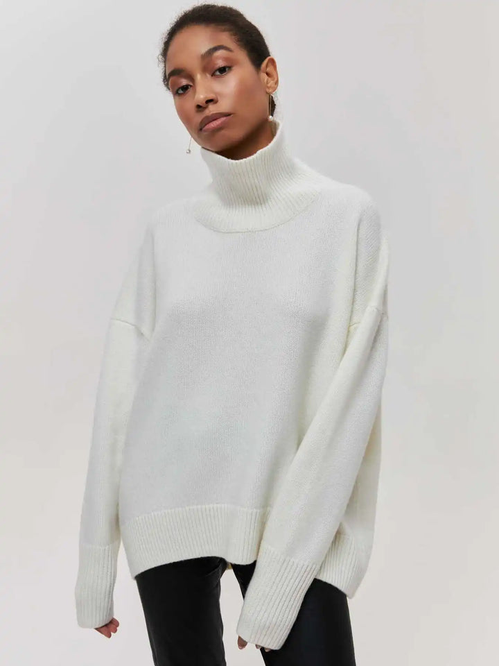 Cheryl – Elegant Turtleneck Sweater