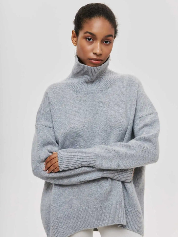 Cheryl – Elegant Turtleneck Sweater