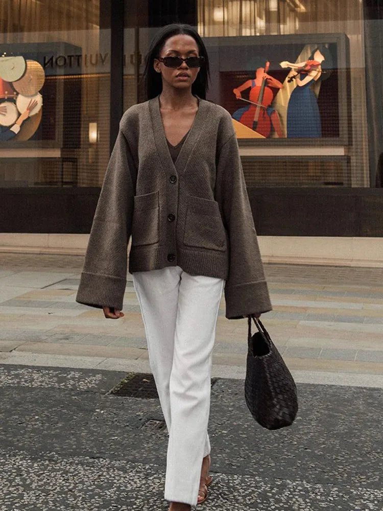 Juliette – V-Neck Knit Cardigan