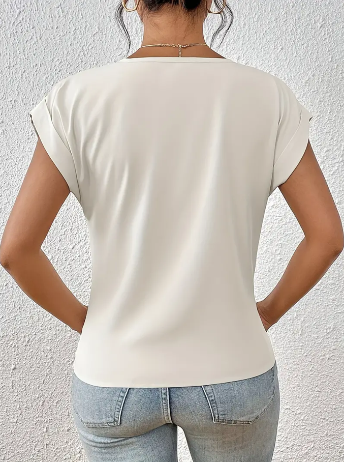 Deirdre – Stylish V-Neck Top