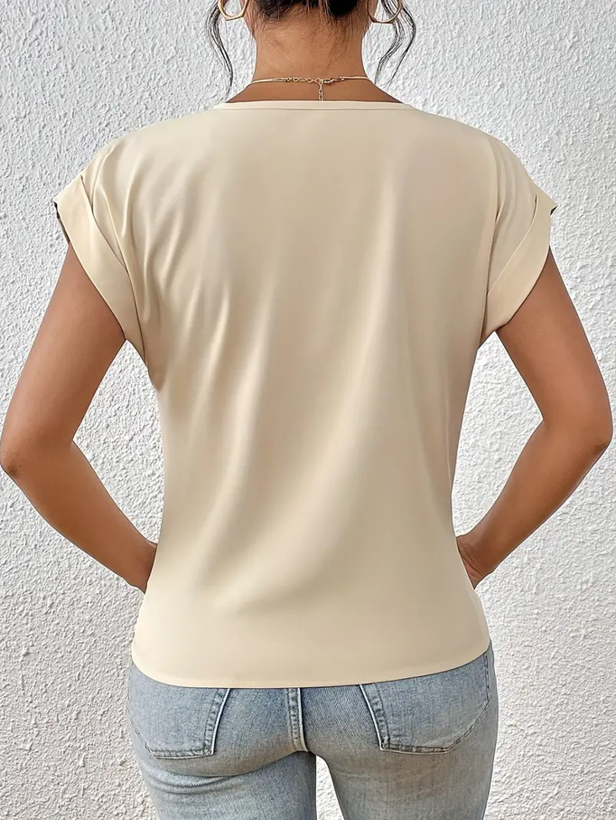 Deirdre – Stylish V-Neck Top