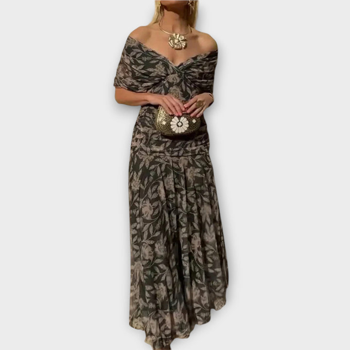 Vivienne – Elegant Dress