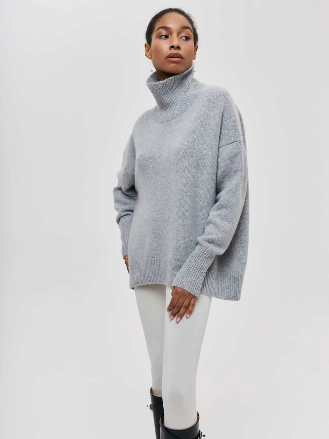 Cheryl – Elegant Turtleneck Sweater