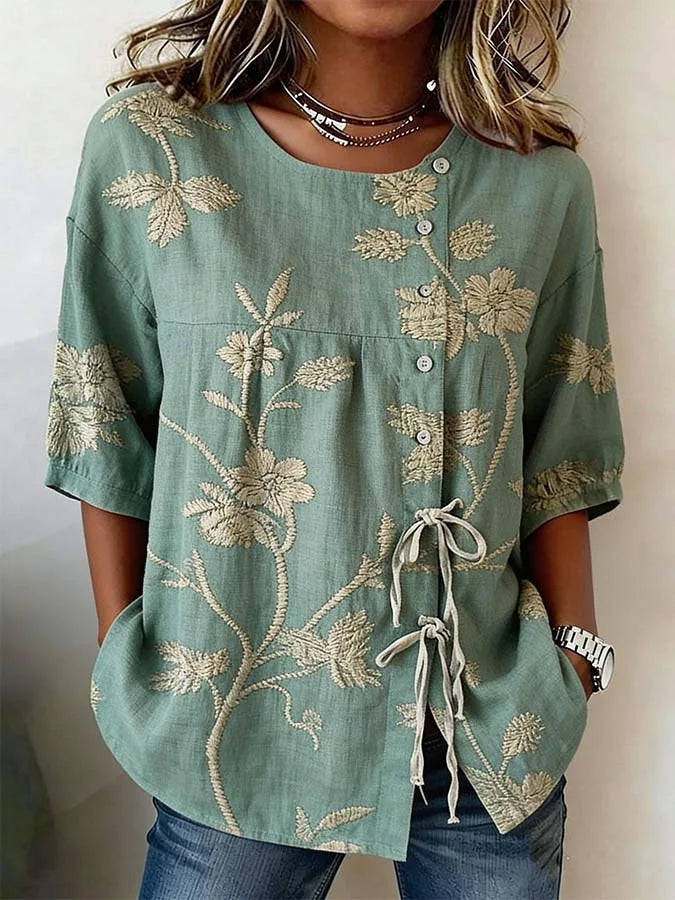 Veronica – Elegant Floral Blouse