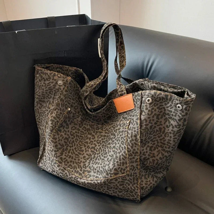 Betty – Effortless Chic Leopard Tote Bag