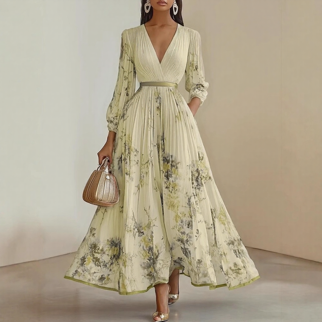 Judith – Elegant Pleated Maxi Dress