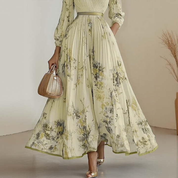 Judith – Elegant Pleated Maxi Dress