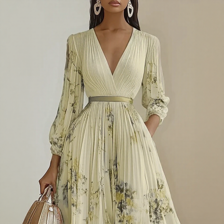 Judith – Elegant Pleated Maxi Dress