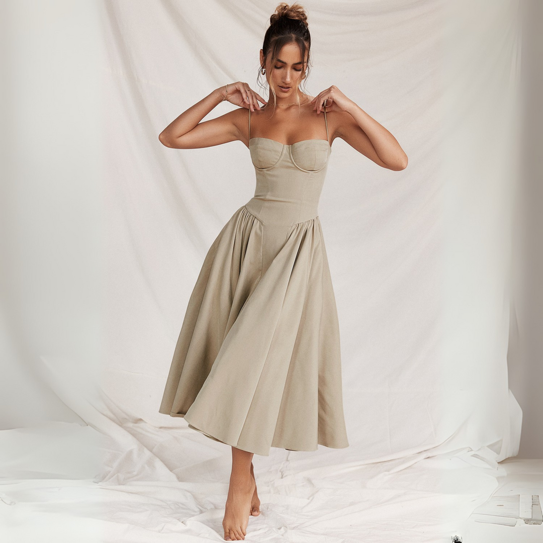 Stephanie – Chic Spaghetti Strap Bodycon Midi Dress