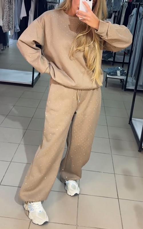 Mavis – Casual Cami Top and Flare Leg Pants Set