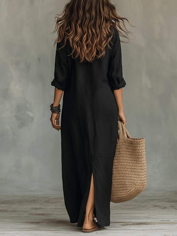 Nadine – Relaxed V-Neck Button Maxi Dress