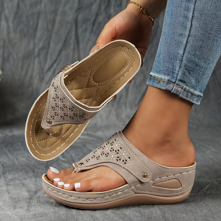 Emma – Wedge Toe-Loop Comfort Sandals