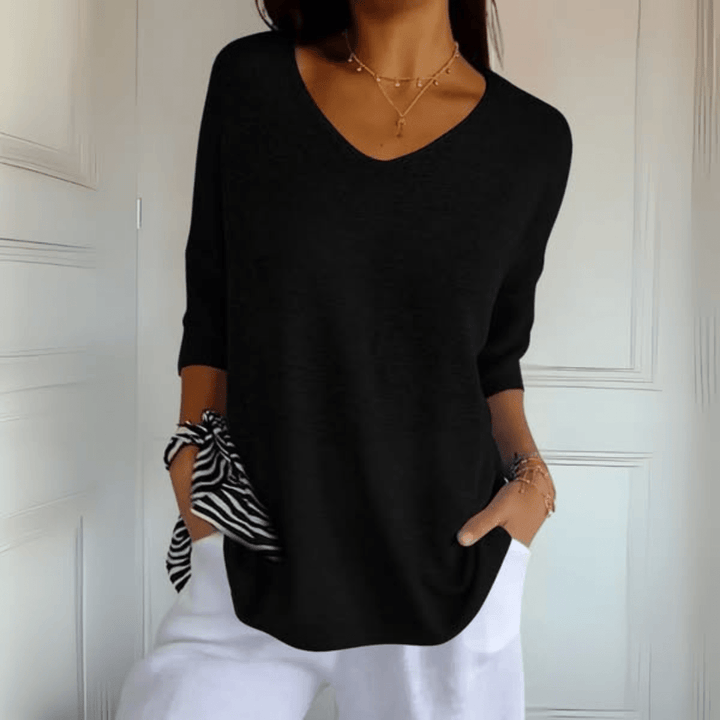 Constance – Knitted V-Neck Top